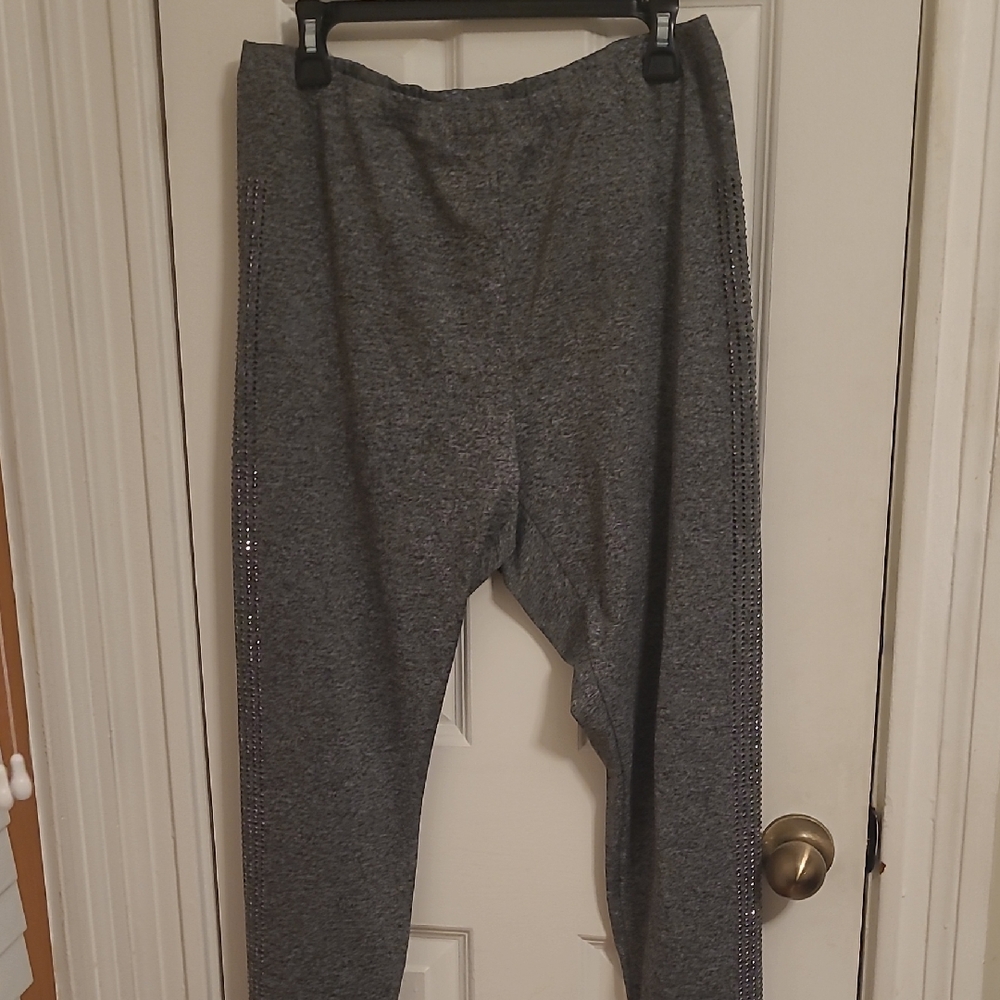 Women's Gray Leggings